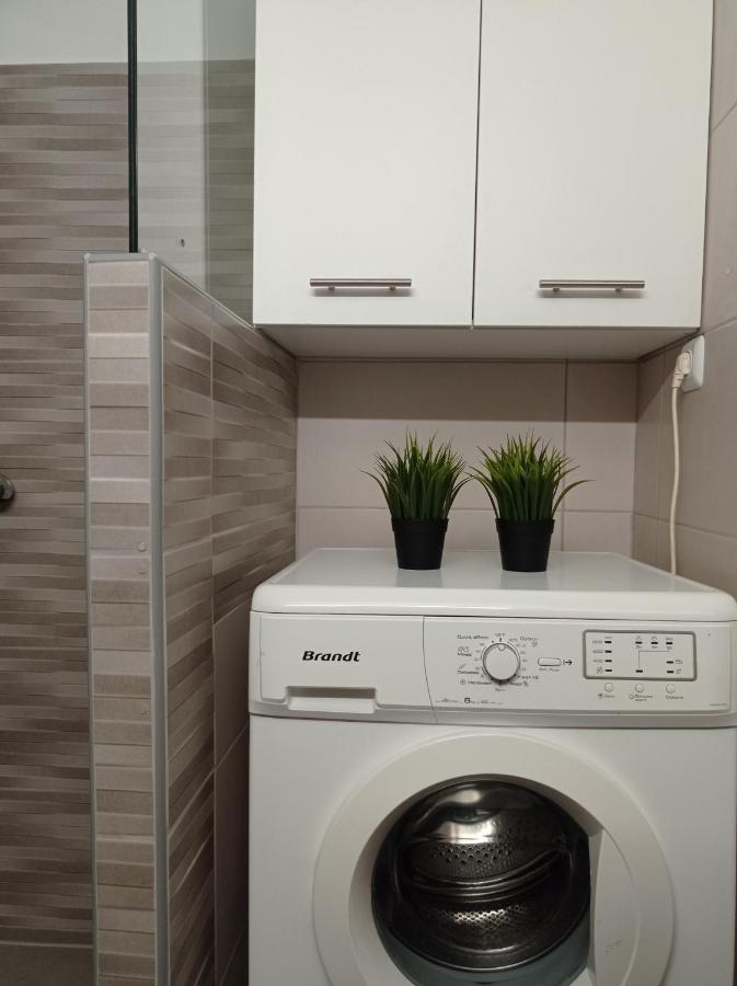 Central Town House 60M2**** Piraeus Exterior photo